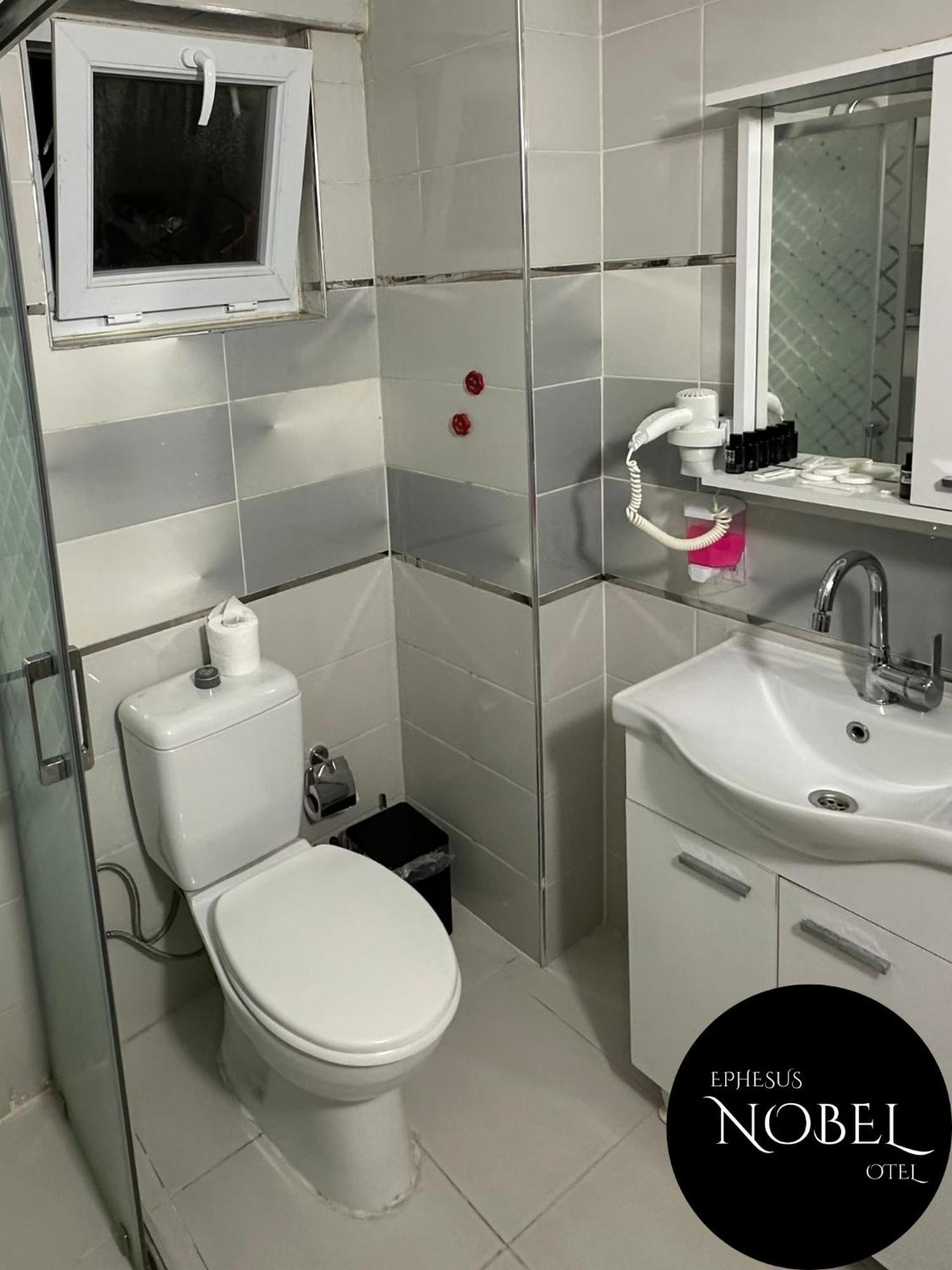 Ephesus Nobel Otel Селчук Екстериор снимка